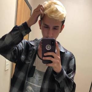 Meet your Posher, Aaron